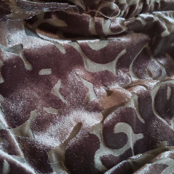 Velvety 3/4 sleeve Vneck/back dress sz8 - Picture 7 of 14